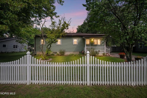 Tiny photo for 5732 Roan Road, Sylvania, OH 43560 (MLS # 10013128)
