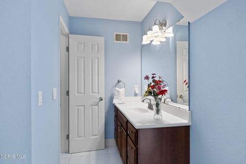 Tiny photo for 26 Tremore Way, Holland, OH 43528 (MLS # 10008124)