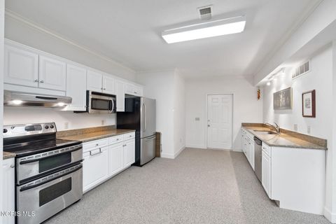 Tiny photo for 26 Tremore Way, Holland, OH 43528 (MLS # 10008124)