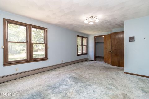 Tiny photo for 1864 Travis Drive, Toledo, OH 43613 (MLS # 10008444)