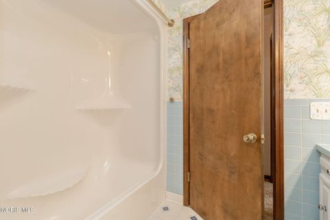 Tiny photo for 1864 Travis Drive, Toledo, OH 43613 (MLS # 10008444)