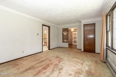 Tiny photo for 1864 Travis Drive, Toledo, OH 43613 (MLS # 10008444)