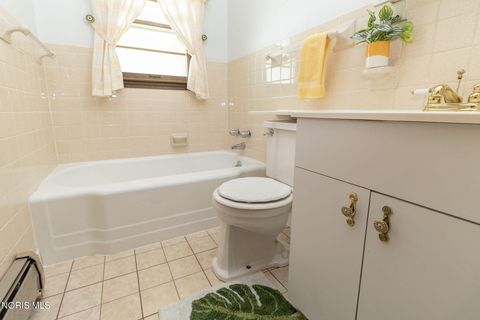 Tiny photo for 1864 Travis Drive, Toledo, OH 43613 (MLS # 10008444)
