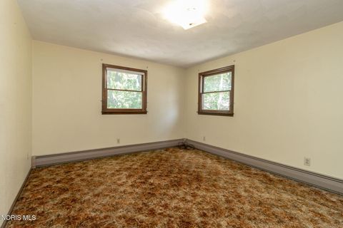 Tiny photo for 1864 Travis Drive, Toledo, OH 43613 (MLS # 10008444)