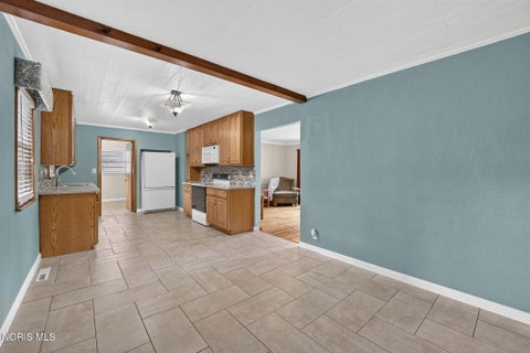 Tiny photo for 916 Gustin Avenue, Bowling Green, OH 43402 (MLS # 10012556)