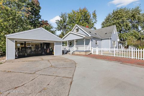 Photo of 2094 Kelsey Avenue, Toledo, OH 43605 (MLS # 10000383)