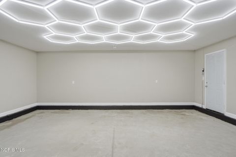 Tiny photo for 110 Mount Vernon Place, Walbridge, OH 43465 (MLS # 10006372)