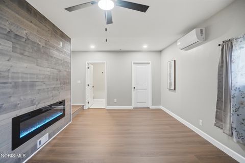 Tiny photo for 110 Mount Vernon Place, Walbridge, OH 43465 (MLS # 10006372)