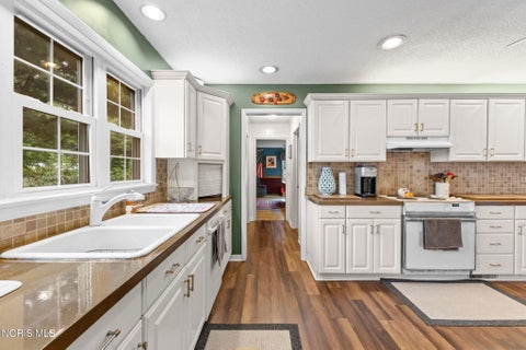 Tiny photo for 3842 Satinwood Drive, Toledo, OH 43623 (MLS # 10014843)