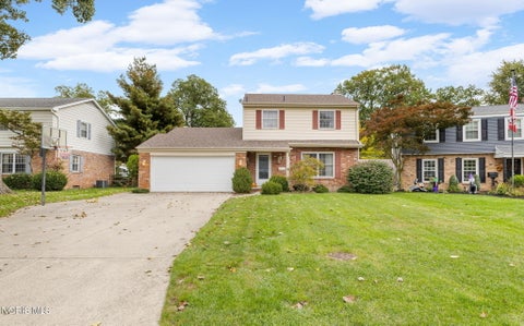 Tiny photo for 3842 Satinwood Drive, Toledo, OH 43623 (MLS # 10014843)