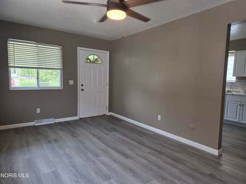 Tiny photo for 1534 Oakmont Street, Toledo, OH 43605 (MLS # 10011021)