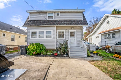 Tiny photo for 4132 Parrakeet Avenue, Toledo, OH 43612 (MLS # 10014616)