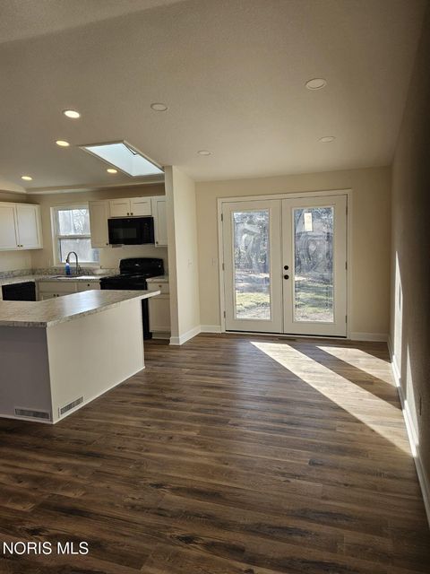 Tiny photo for 4745 Ottawa Trail Road, Toledo, OH 43611 (MLS # 10004953)