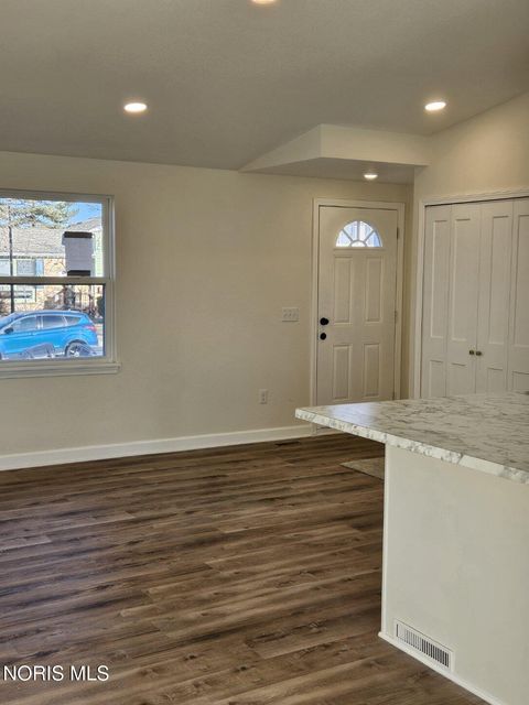 Tiny photo for 4745 Ottawa Trail Road, Toledo, OH 43611 (MLS # 10004953)