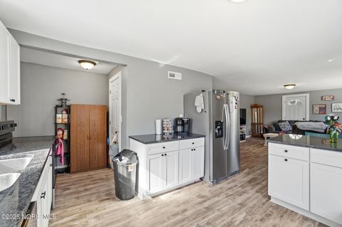 Tiny photo for 412 S Laura Street, Payne, OH 45880 (MLS # 10000483)
