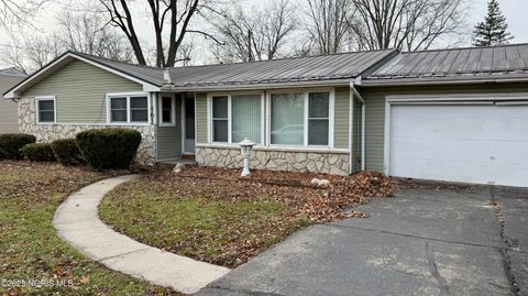 Photo of 403 Park Avenue, Antwerp, OH 45813 (MLS # 10002566)