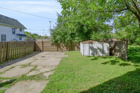Tiny photo for 2421 Fulton Street, Toledo, OH 43620 (MLS # 10013461)
