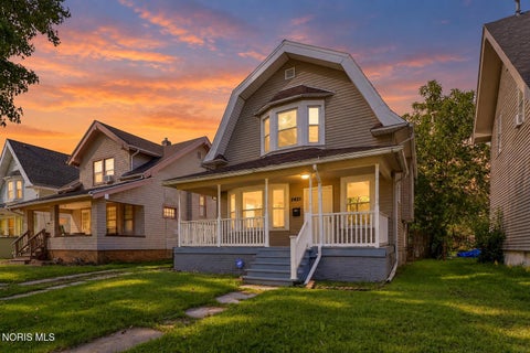 Tiny photo for 2421 Fulton Street, Toledo, OH 43620 (MLS # 10013461)