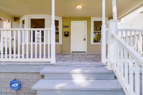 Tiny photo for 2421 Fulton Street, Toledo, OH 43620 (MLS # 10013461)