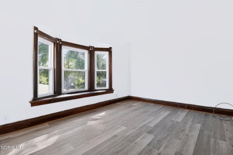 Tiny photo for 2421 Fulton Street, Toledo, OH 43620 (MLS # 10013461)