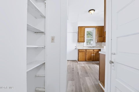 Tiny photo for 2421 Fulton Street, Toledo, OH 43620 (MLS # 10013461)