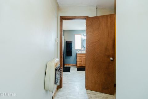 Tiny photo for 332 Krotzer Avenue, Luckey, OH 43443 (MLS # 10006056)