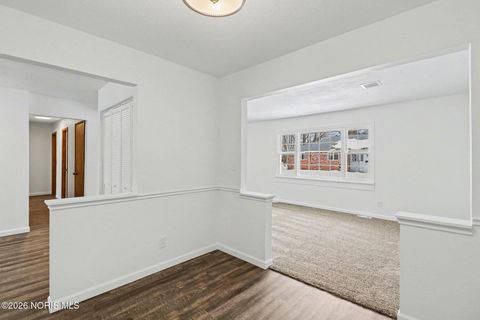 Tiny photo for 601 Tilayne Street, Perrysburg, OH 43551 (MLS # 10003887)