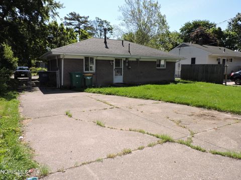 Tiny photo for 521 Whitlock Avenue, Toledo, OH 43605 (MLS # 10008466)