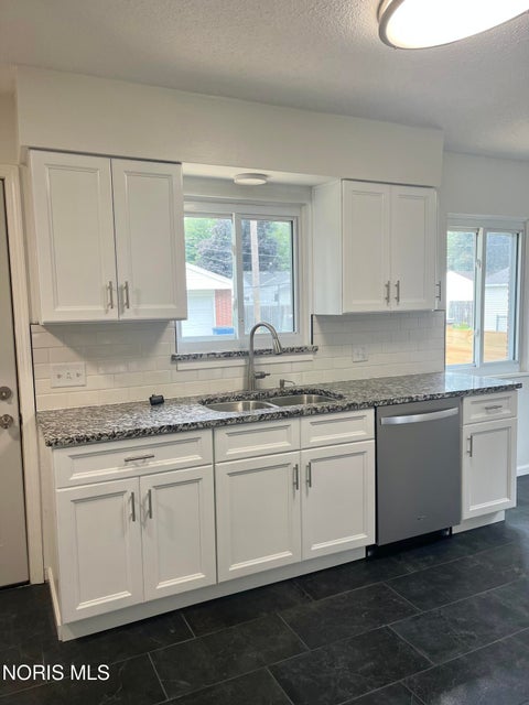 Tiny photo for 5741 Clover Lane, Toledo, OH 43623 (MLS # 10012760)