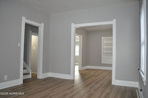 Tiny photo for 136 Steel Street, Toledo, OH 43605 (MLS # 10003251)