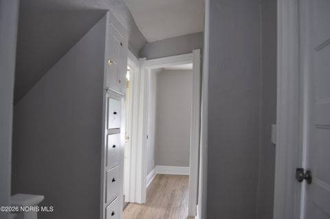 Tiny photo for 136 Steel Street, Toledo, OH 43605 (MLS # 10003251)