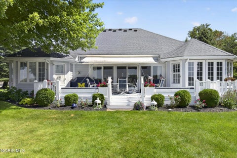 Tiny photo for 7913 N Shoreline Drive, Holland, OH 43528 (MLS # 10009804)
