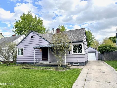 Photo of 1109 Branleigh Drive, Toledo, OH 43612 (MLS # 10007507)