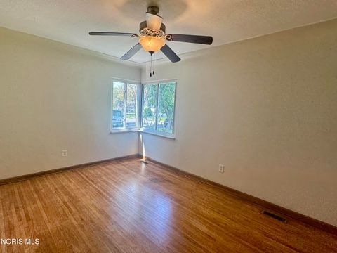 Tiny photo for 1109 Branleigh Drive, Toledo, OH 43612 (MLS # 10007507)