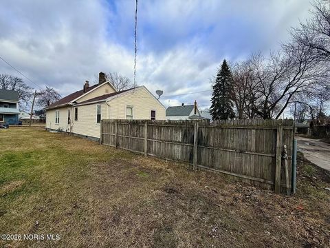 Tiny photo for 1141 Pinewood Avenue, Toledo, OH 43607 (MLS # 10002944)