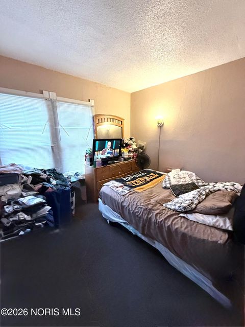 Tiny photo for 1141 Pinewood Avenue, Toledo, OH 43607 (MLS # 10002944)