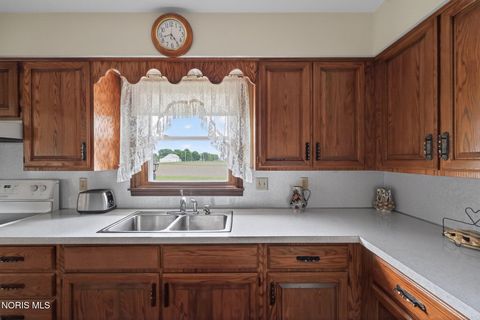 Tiny photo for 755 Nickie Lane, Fostoria, OH 44830 (MLS # 10008120)