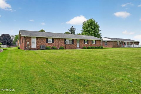 Tiny photo for 755 Nickie Lane, Fostoria, OH 44830 (MLS # 10008120)
