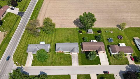 Tiny photo for 755 Nickie Lane, Fostoria, OH 44830 (MLS # 10008120)