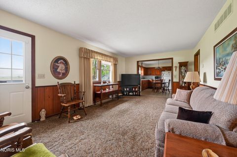 Tiny photo for 755 Nickie Lane, Fostoria, OH 44830 (MLS # 10008120)