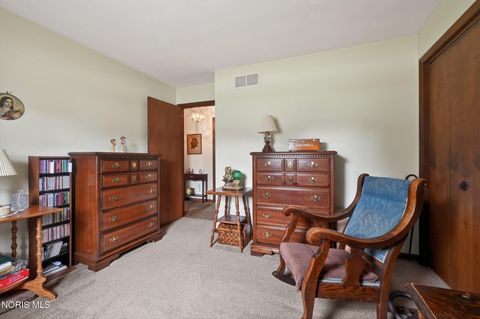 Tiny photo for 755 Nickie Lane, Fostoria, OH 44830 (MLS # 10008120)