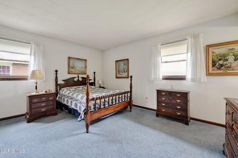 Tiny photo for 755 Nickie Lane, Fostoria, OH 44830 (MLS # 10008120)