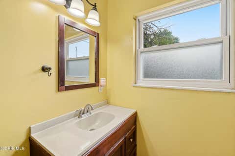 Tiny photo for 6150 Meadowvale Drive, Toledo, OH 43613 (MLS # 10011814)