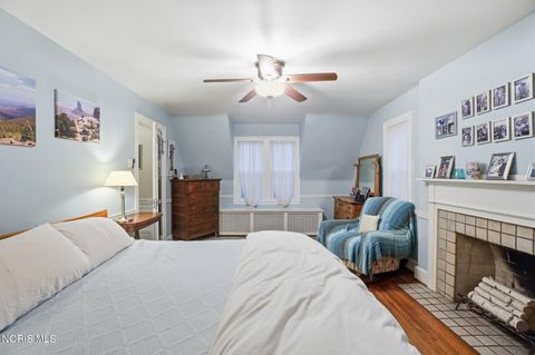 Tiny photo for 3324 Darlington Road, Ottawa Hills, OH 43606 (MLS # 10005336)