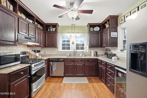 Tiny photo for 3324 Darlington Road, Ottawa Hills, OH 43606 (MLS # 10005336)