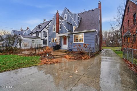 Tiny photo for 3324 Darlington Road, Ottawa Hills, OH 43606 (MLS # 10005336)