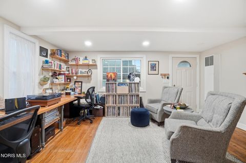 Tiny photo for 3324 Darlington Road, Ottawa Hills, OH 43606 (MLS # 10005336)