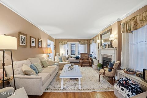 Tiny photo for 3324 Darlington Road, Ottawa Hills, OH 43606 (MLS # 10005336)