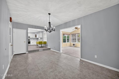Tiny photo for 2420 Country Squire Lane, Toledo, OH 43615 (MLS # 10009134)