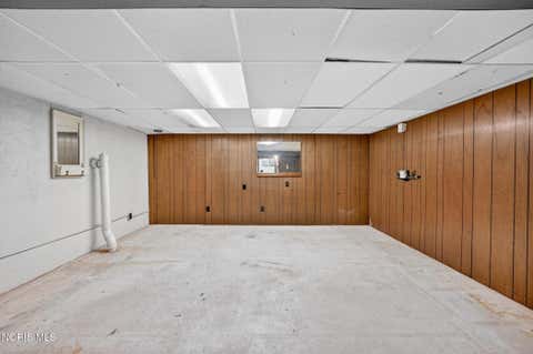 Tiny photo for 2420 Country Squire Lane, Toledo, OH 43615 (MLS # 10009134)